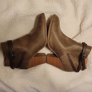 Just Fab Booties (Size 10)